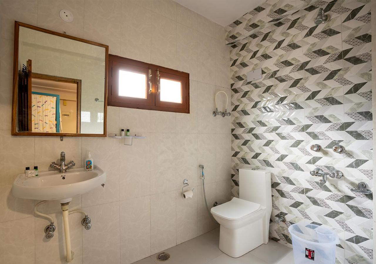 Moustache Manali Hostel ภายนอก รูปภาพ